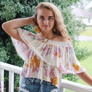 Vestibule floral off the shoulder shirt